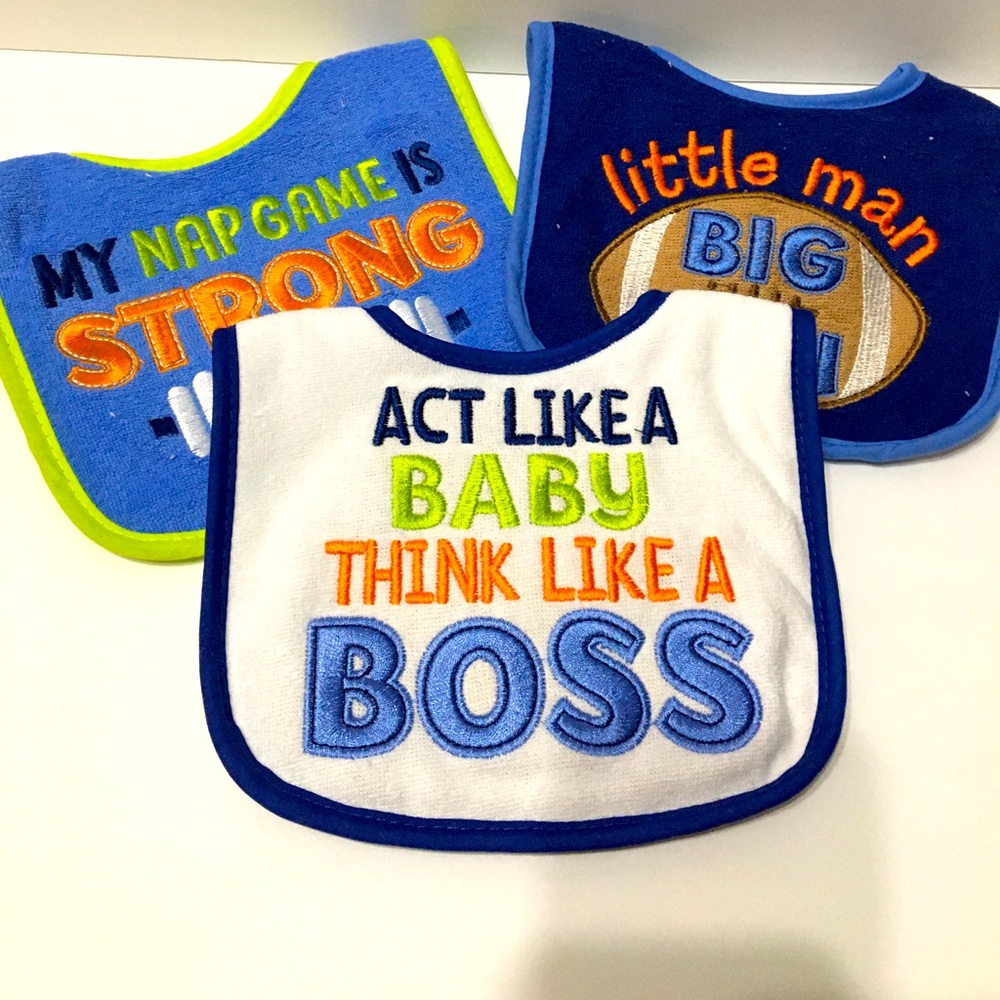Bibs set